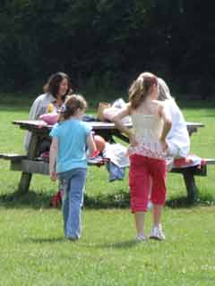 Time for a picnic (Image courtesy of Eastleigh Borough Council)